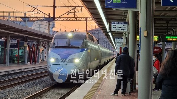 헤드라인 기사 이미지